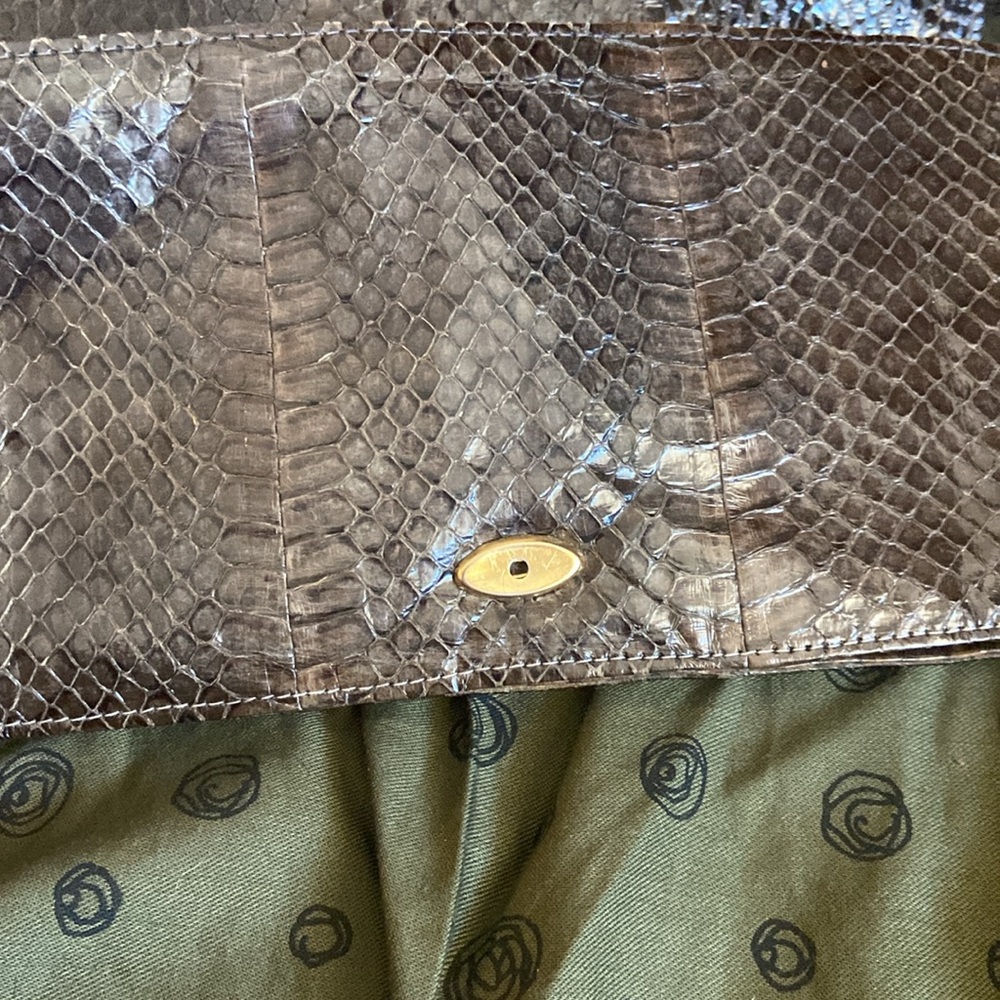Vintage Python Clutch Bag - Picture 4 of 10